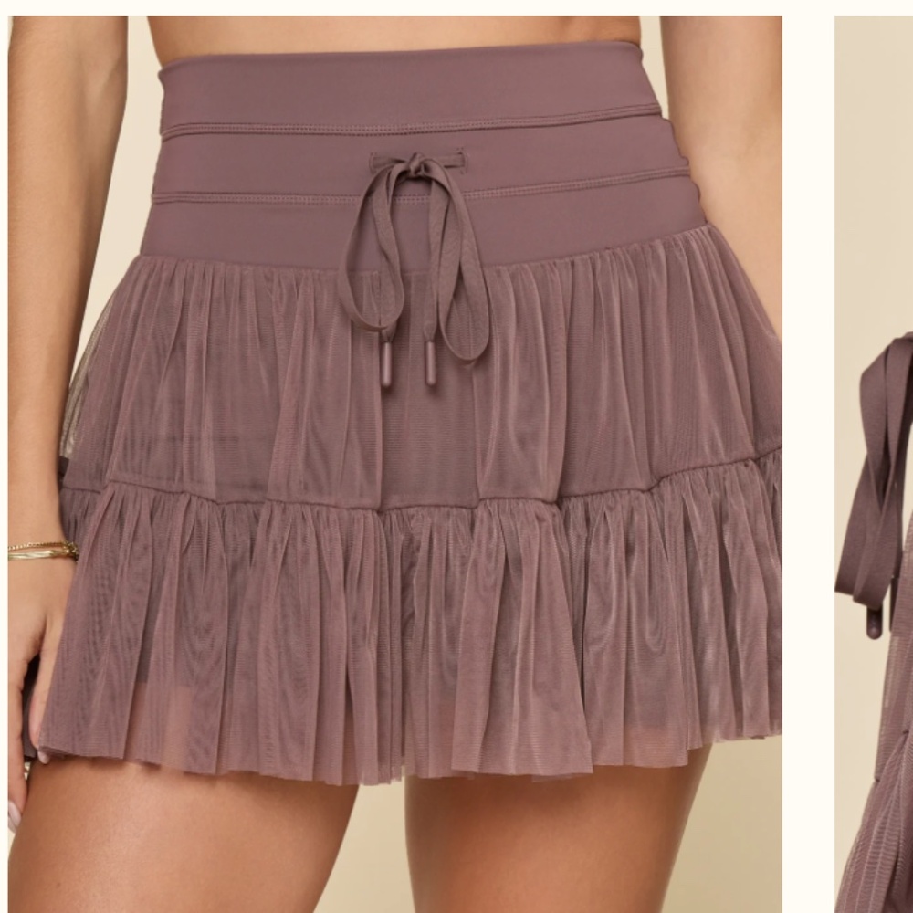 POPFLEX - The Pirouette Skort - Peppercorn